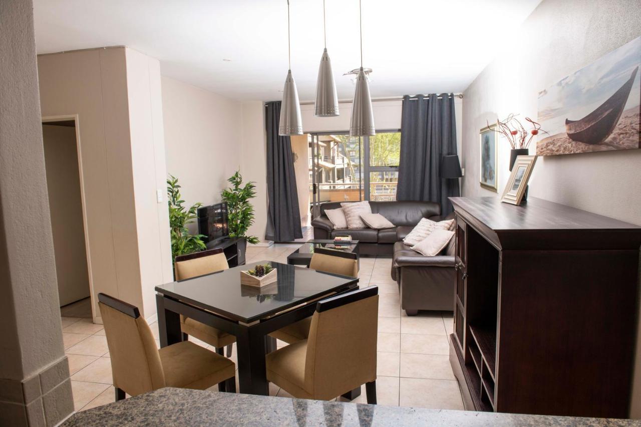 יוהנסבורג Grayston Exec Apartments מראה חיצוני תמונה