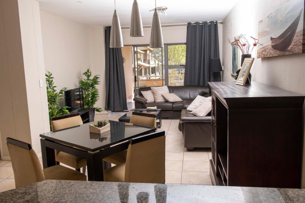 יוהנסבורג Grayston Exec Apartments מראה חיצוני תמונה