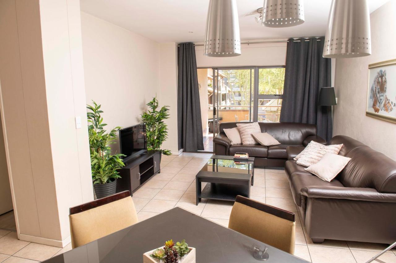 יוהנסבורג Grayston Exec Apartments מראה חיצוני תמונה