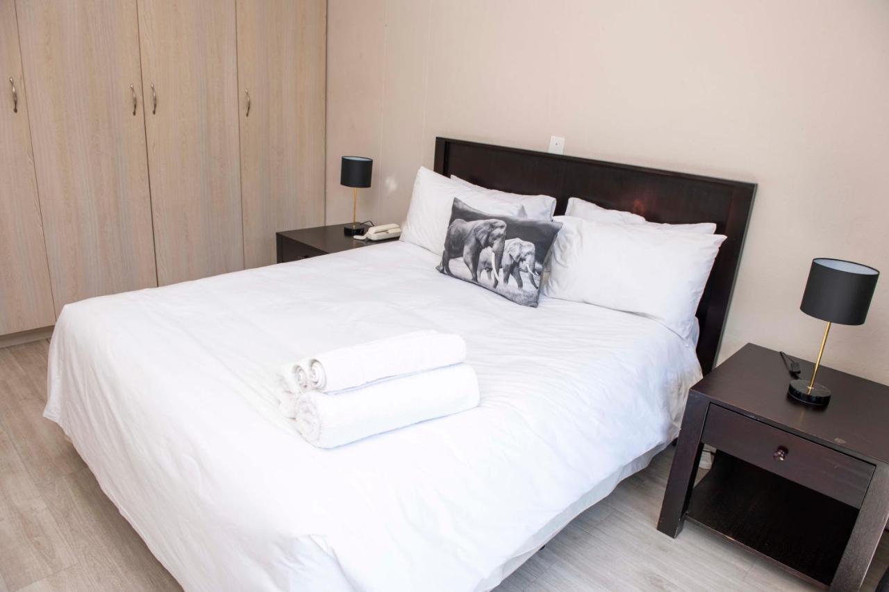 יוהנסבורג Grayston Exec Apartments מראה חיצוני תמונה