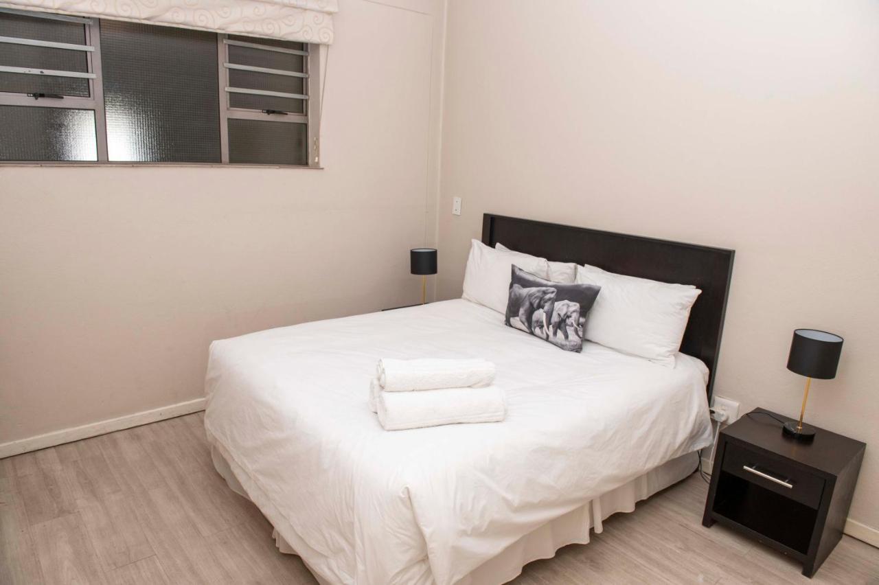 יוהנסבורג Grayston Exec Apartments מראה חיצוני תמונה
