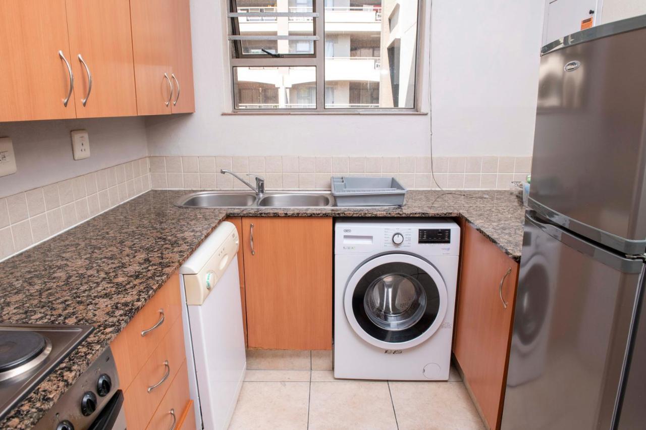 יוהנסבורג Grayston Exec Apartments מראה חיצוני תמונה